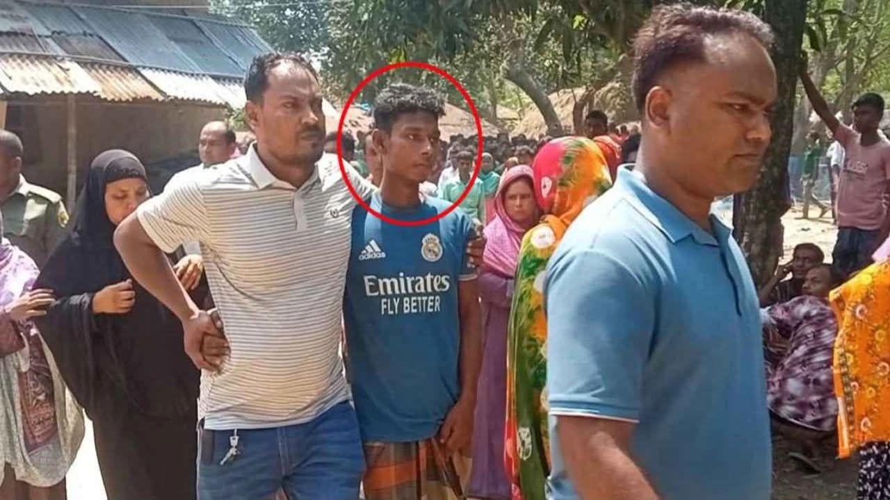নওগাঁ জেলার নিয়ামতপুর উপজেলায় ৪ নিহতের ঘটনায় একজন কে আটক করেছে ডিবি