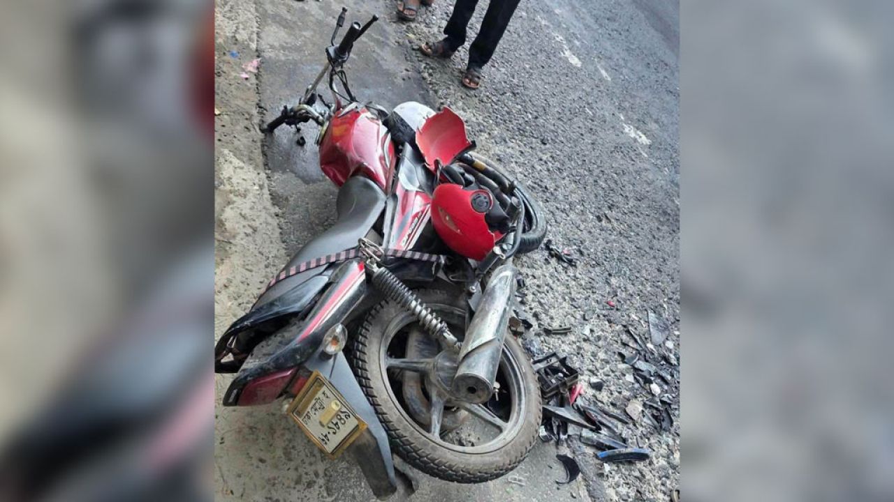 দুই মোটরসাইকেলের মুখোমুখি সংঘর্ষে নিহত ১